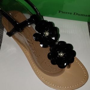 Pierre Dumas Women's Rosetta Flower Sandal